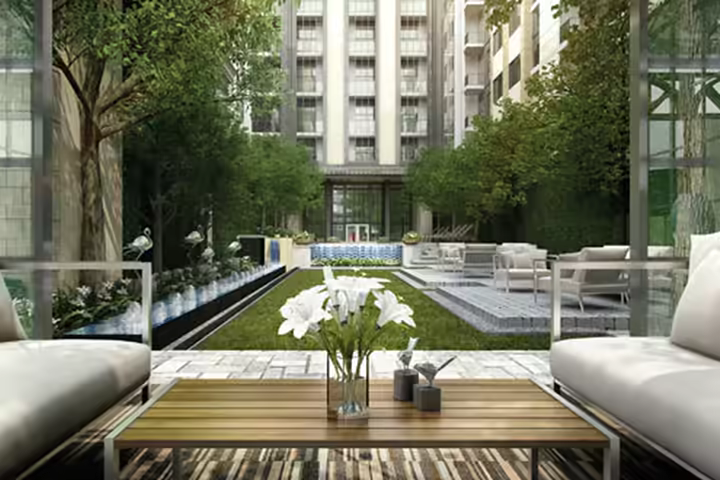A Good Sized Unit featuring one bedroom and one bathroom on the 4th floor with a metropolis view.