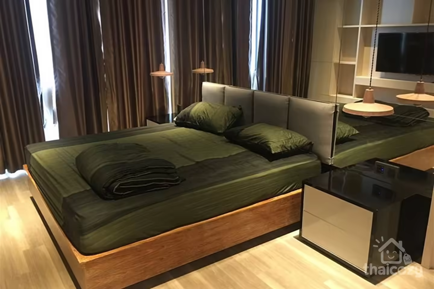 Noble Ploenchit 3-Bedroom Condo in Pathum Wan photo 2