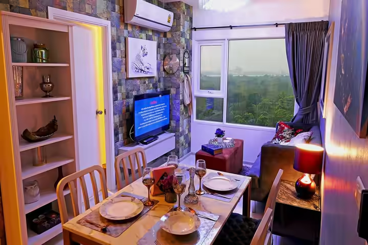 The corner unit for sale with the usable area of 48 sq.m.  in Aspire Erawan