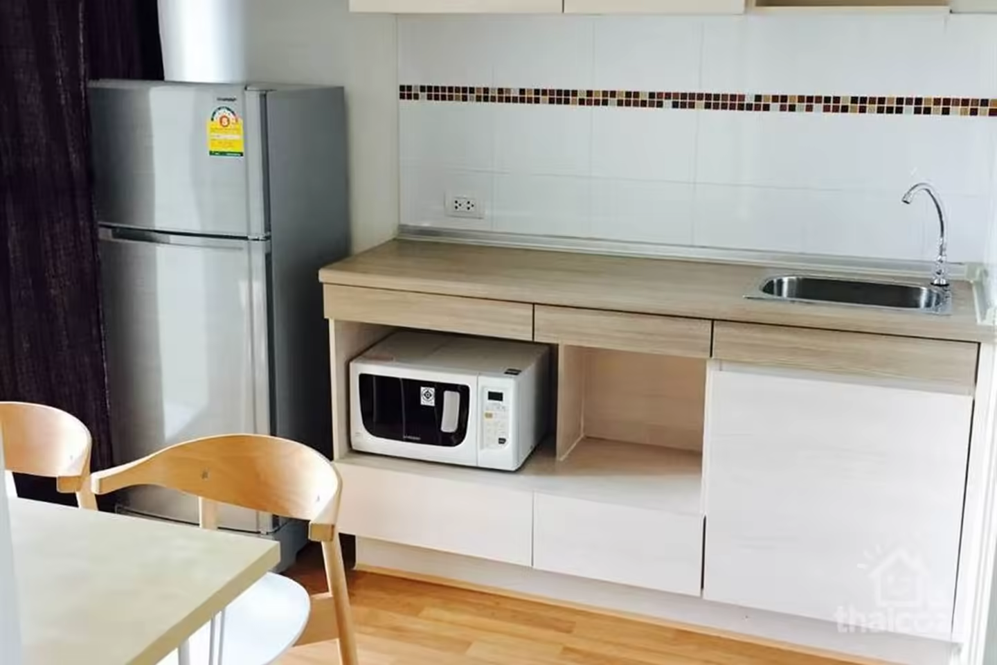 Simple 1BR Condo for Rent in Phra Khanong photo 1