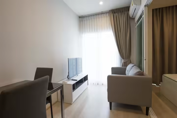 Noble Revolve Ratchada 1BR for Rent