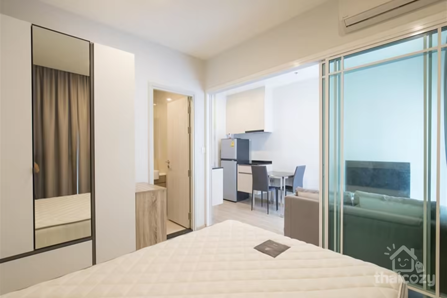 Noble Revolve Ratchada 1BR for Rent photo 2