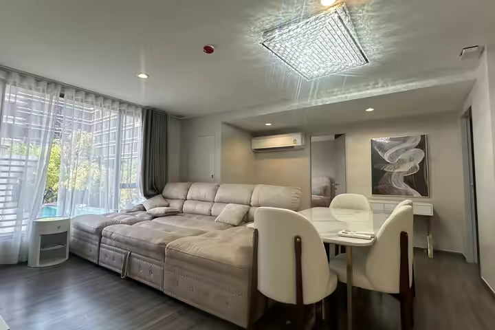 Ideo Mobi Sukhumvit 40 – 3BR Condo Near Ekkamai