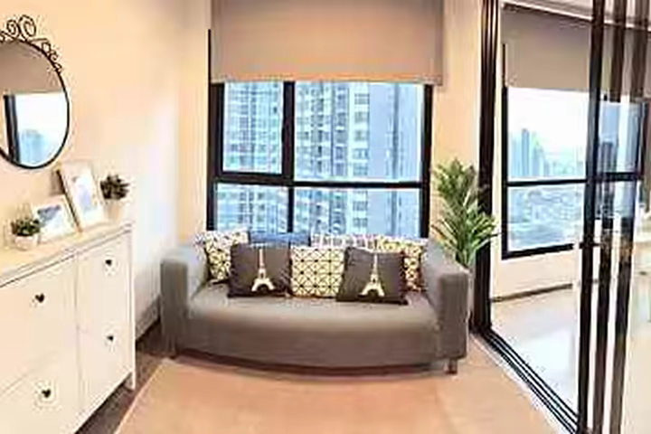 Greenery condo with full facility