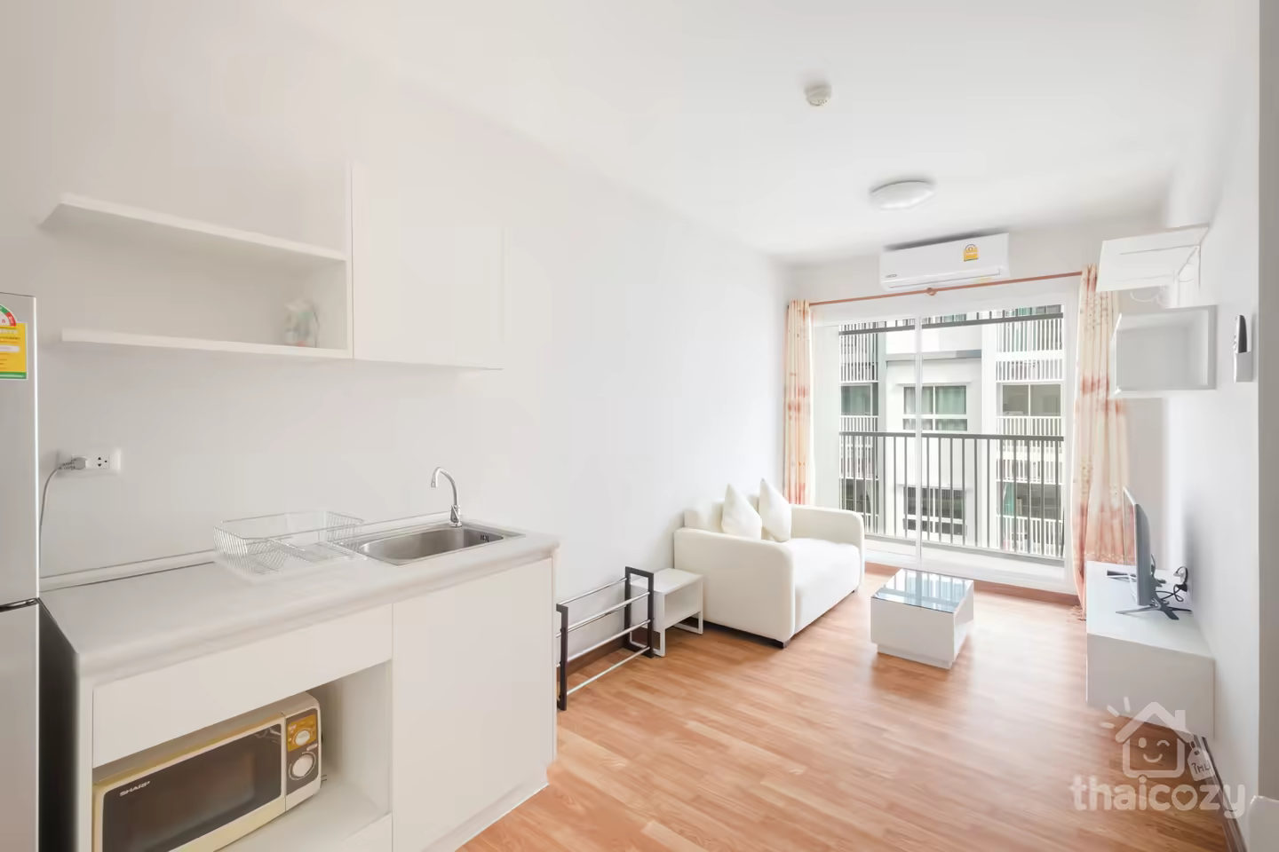 Condo nearby beach/night market in steps photo 2