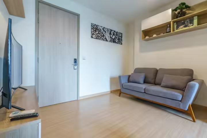 Condo one bed for sale near Punnawithi BTS.