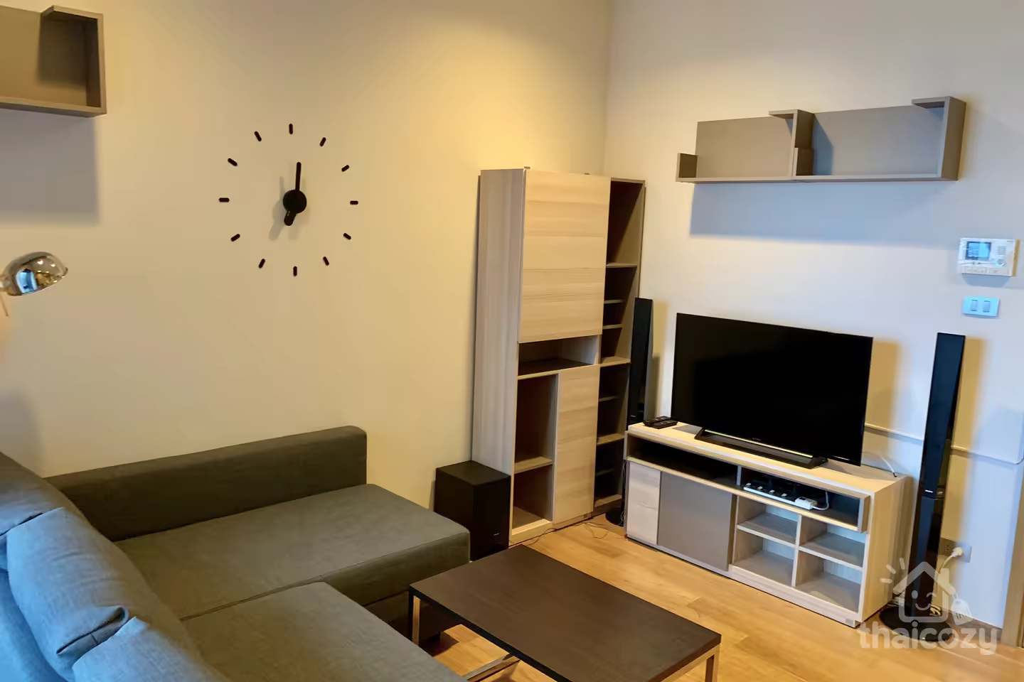 Hyde Sukhumvit 13 is a luxury condominium in the heart of Sukhumvit districts photo 1