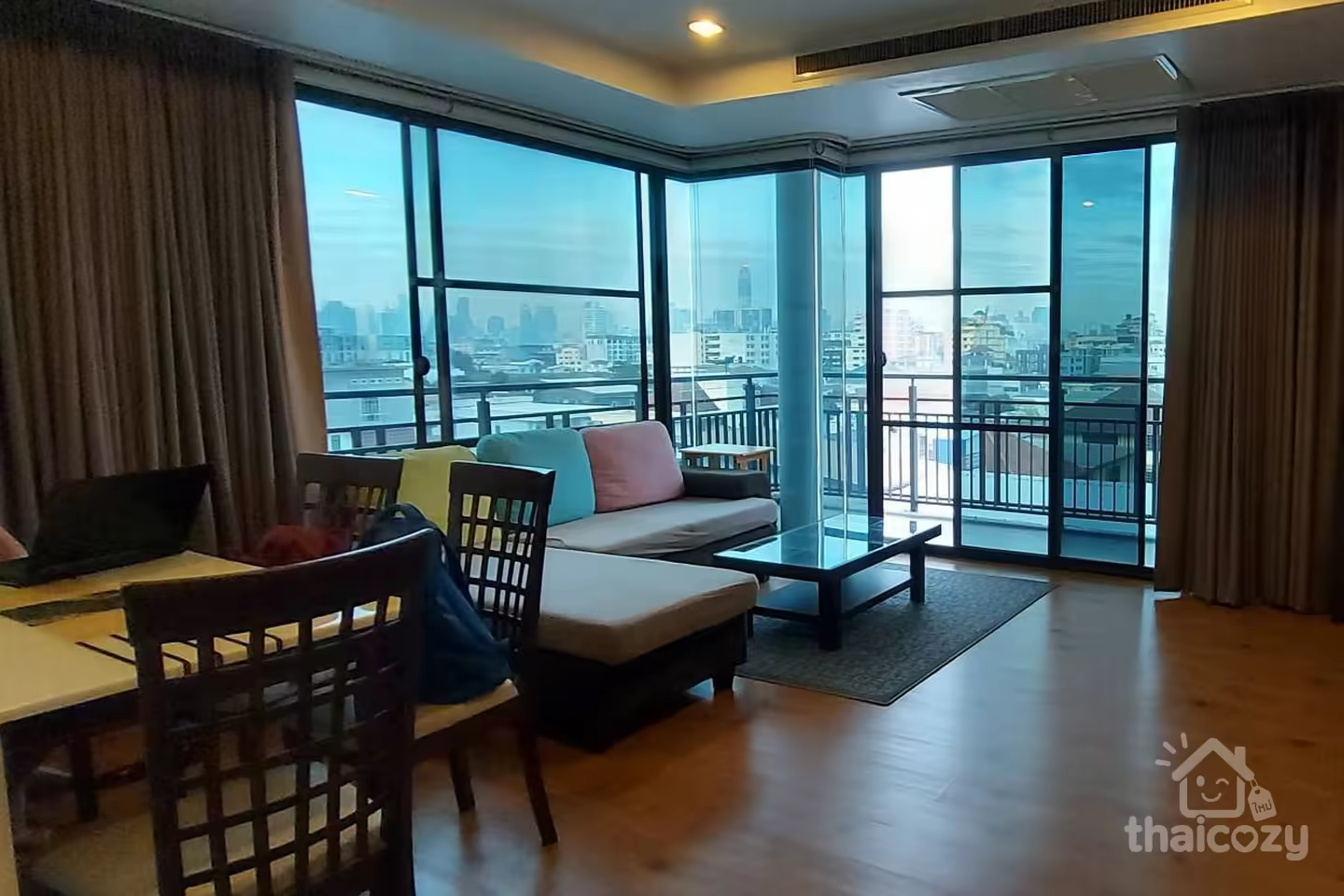 Amanta Ratchada - 2 chambres, 2 sdb, 98 m², meublé photo 1
