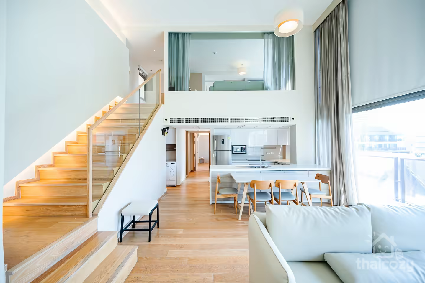 The Philo Residence Apartment comes with a large room. Closed to shopping mall and park. photo 1
