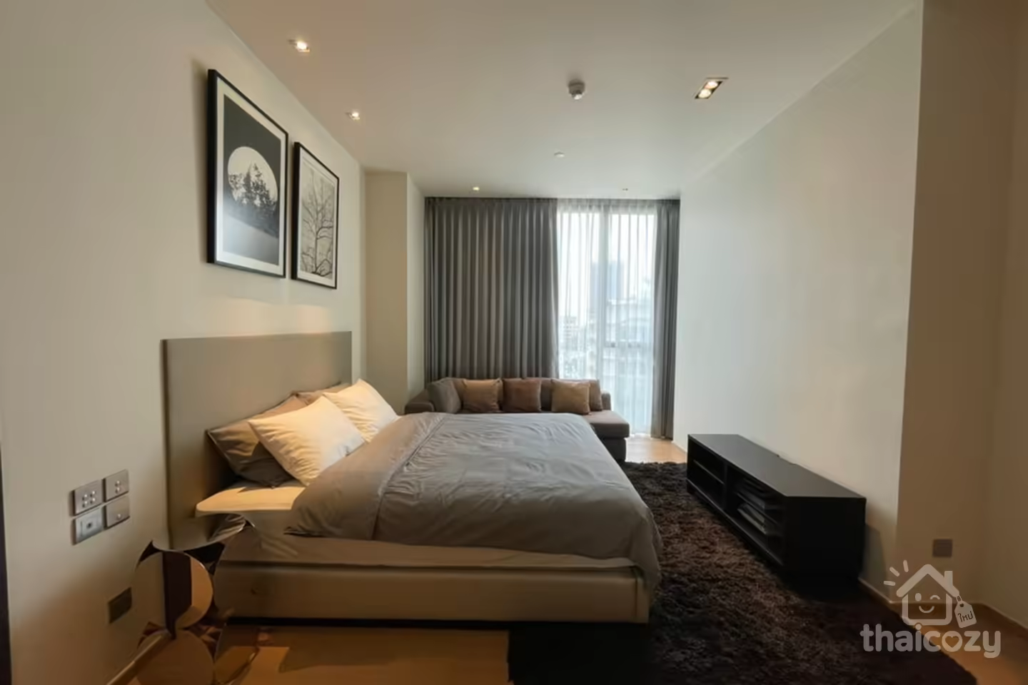 BEATNIQ SUKHUMVIT 32 is modern architecturally designed condominium in Sukhumvit photo 2