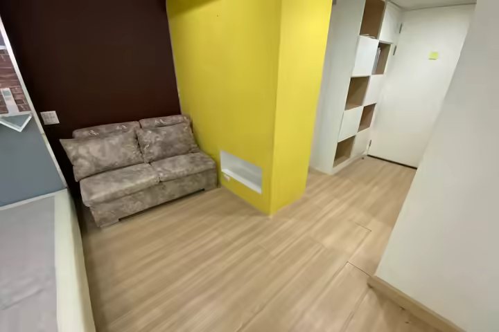 2 min MRT Huaykwang condo near store and shop