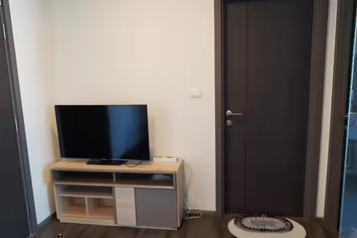 One-Bedroom Condo Near BTS Onnut