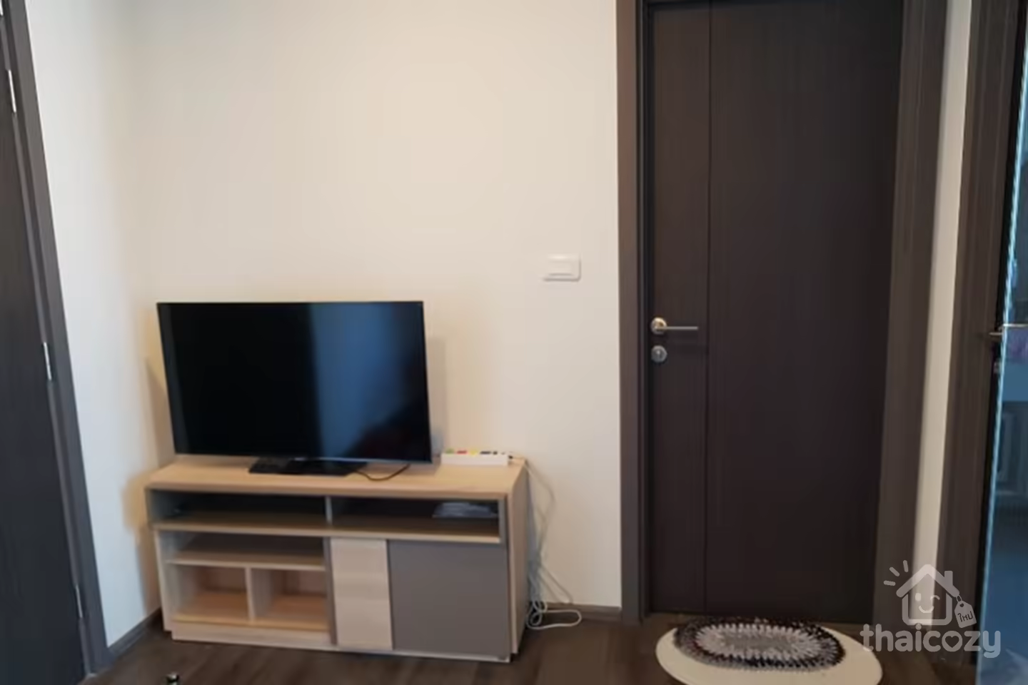 One-Bedroom Condo Near BTS Onnut photo 1