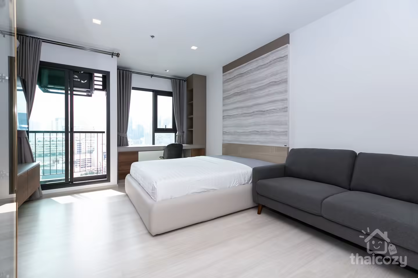 Life @ Wireless Condo Rent photo 1