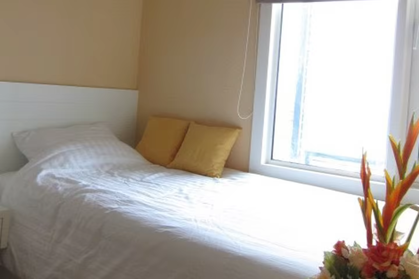 Redecorated Condo Near BTS Thong Lo photo 2