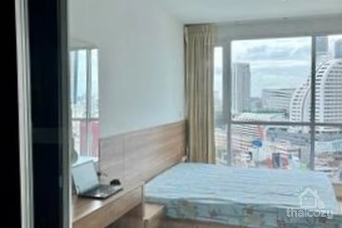 Condo Rhythm Sathorn près BTS Saphan Taksin photo 2