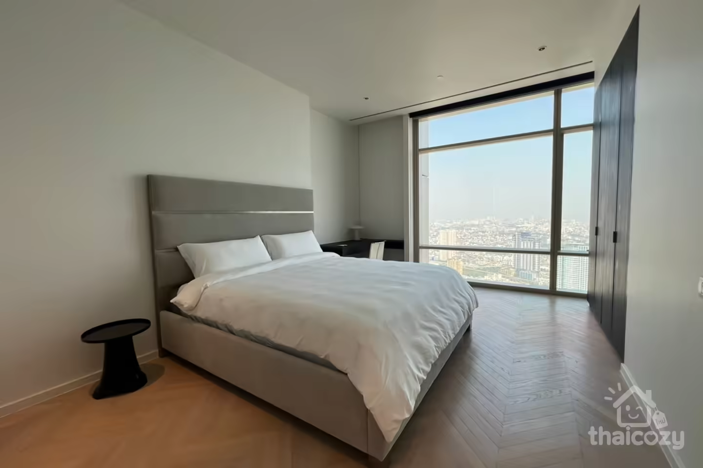 Four Seasons Private Residences คอนโดหรู 73 ชั้น ริมเจ้าพระยา photo 2