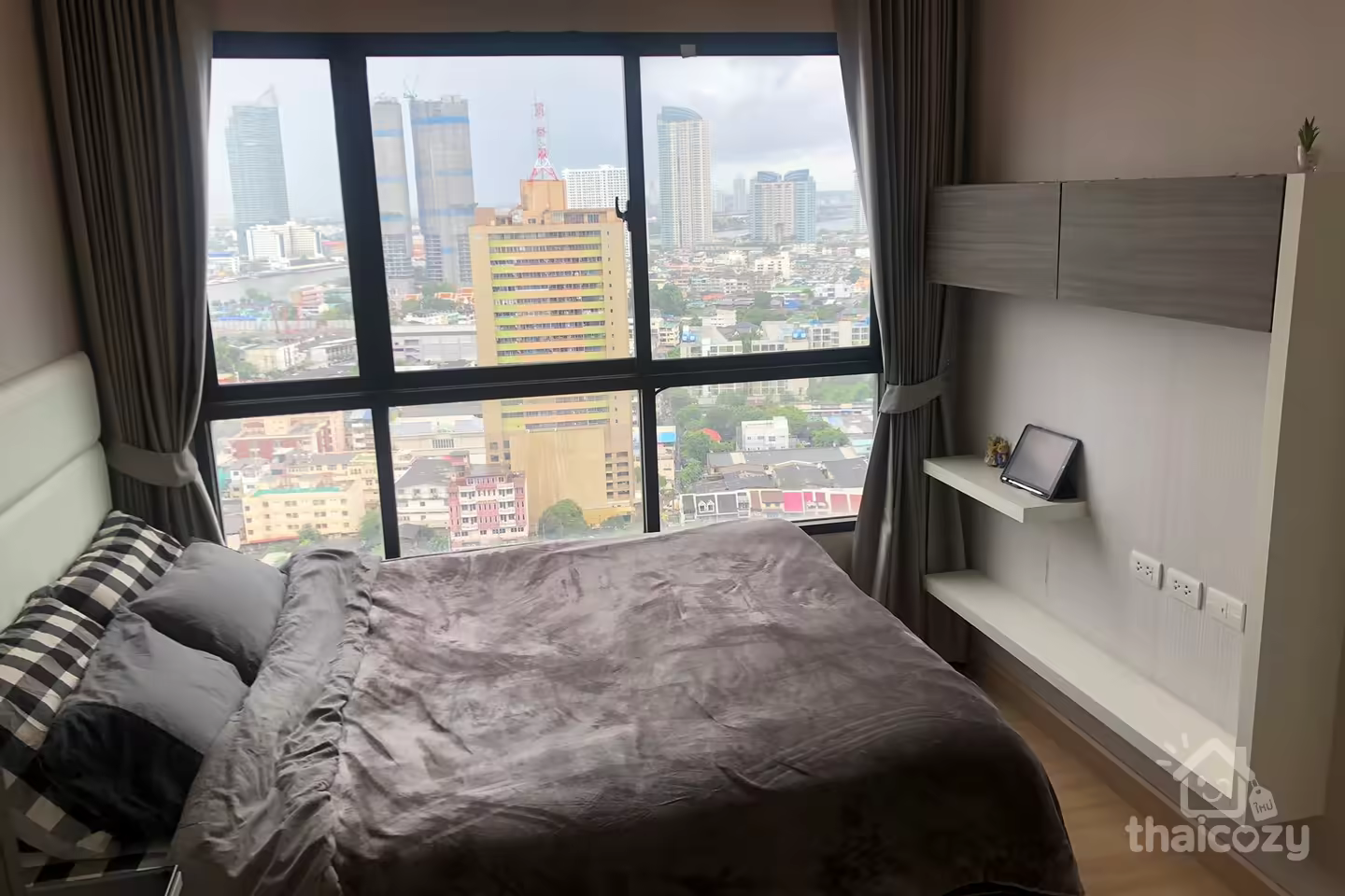 Urbano Absolute Sathon-Taksin : condo avec vue rivière photo 1