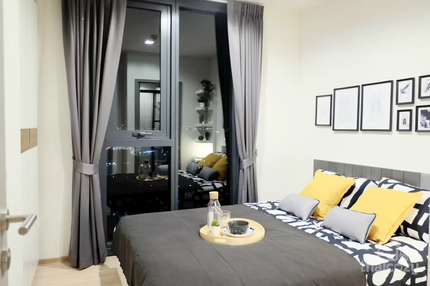 ONE bedroom condo for SALE & RENT  located in Rama 9 and near MRT Rama 9 photo 2