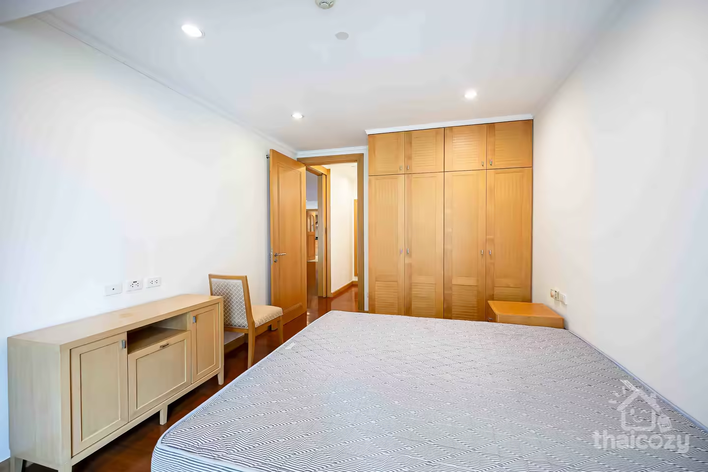 広い部屋、BTSプロンポン駅近 photo 2