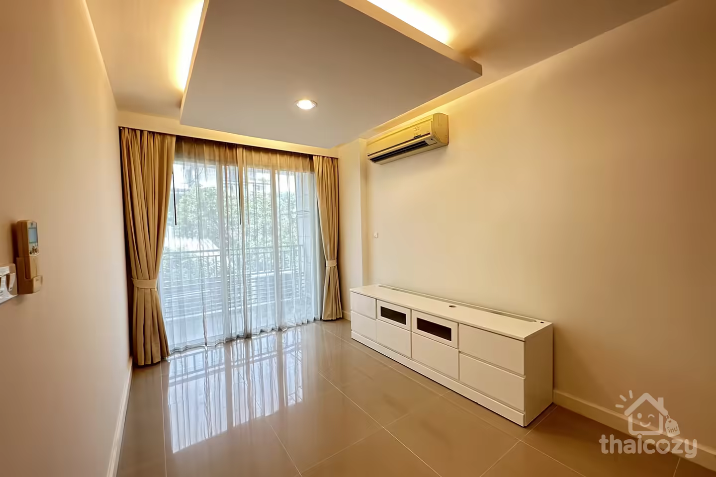 THE SILK PHAHOLYOTHIN 3, condo moderne à Bangkok photo 1