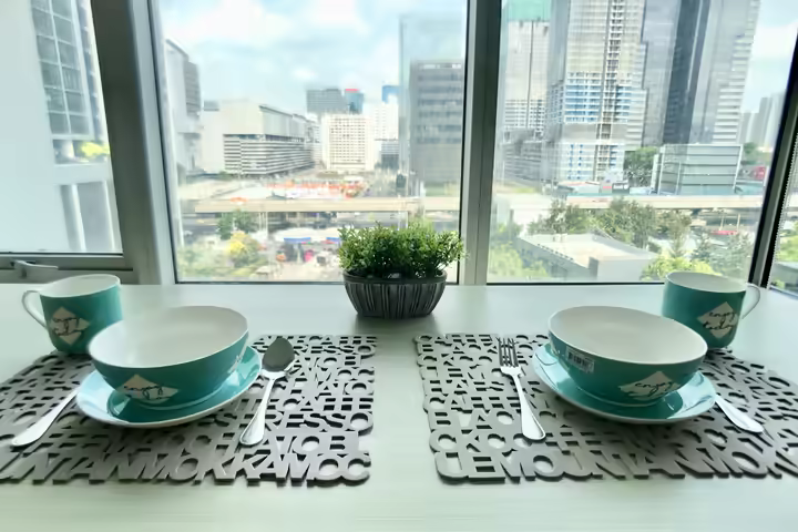 Set on a sought-after location on Rama 9 that is the new popular area in Bangkok
