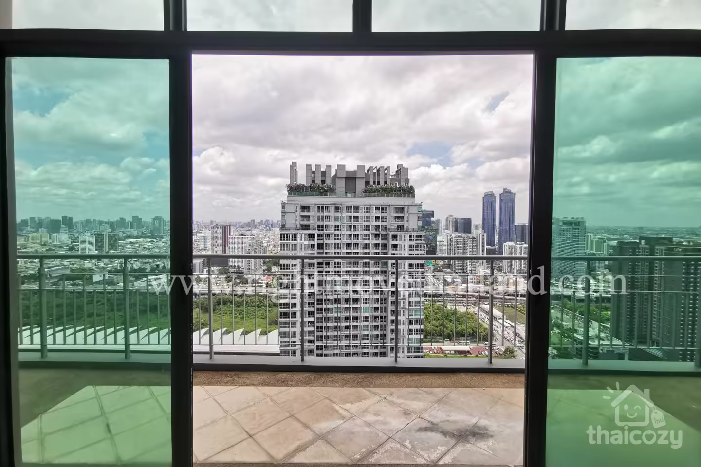 Villa Asoke คอนโดให้เช่า 4 ห้องนอน 304 ตร.ม. photo 2