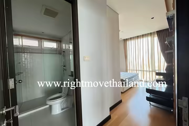 CA10072 Fullerton Sukhumvit