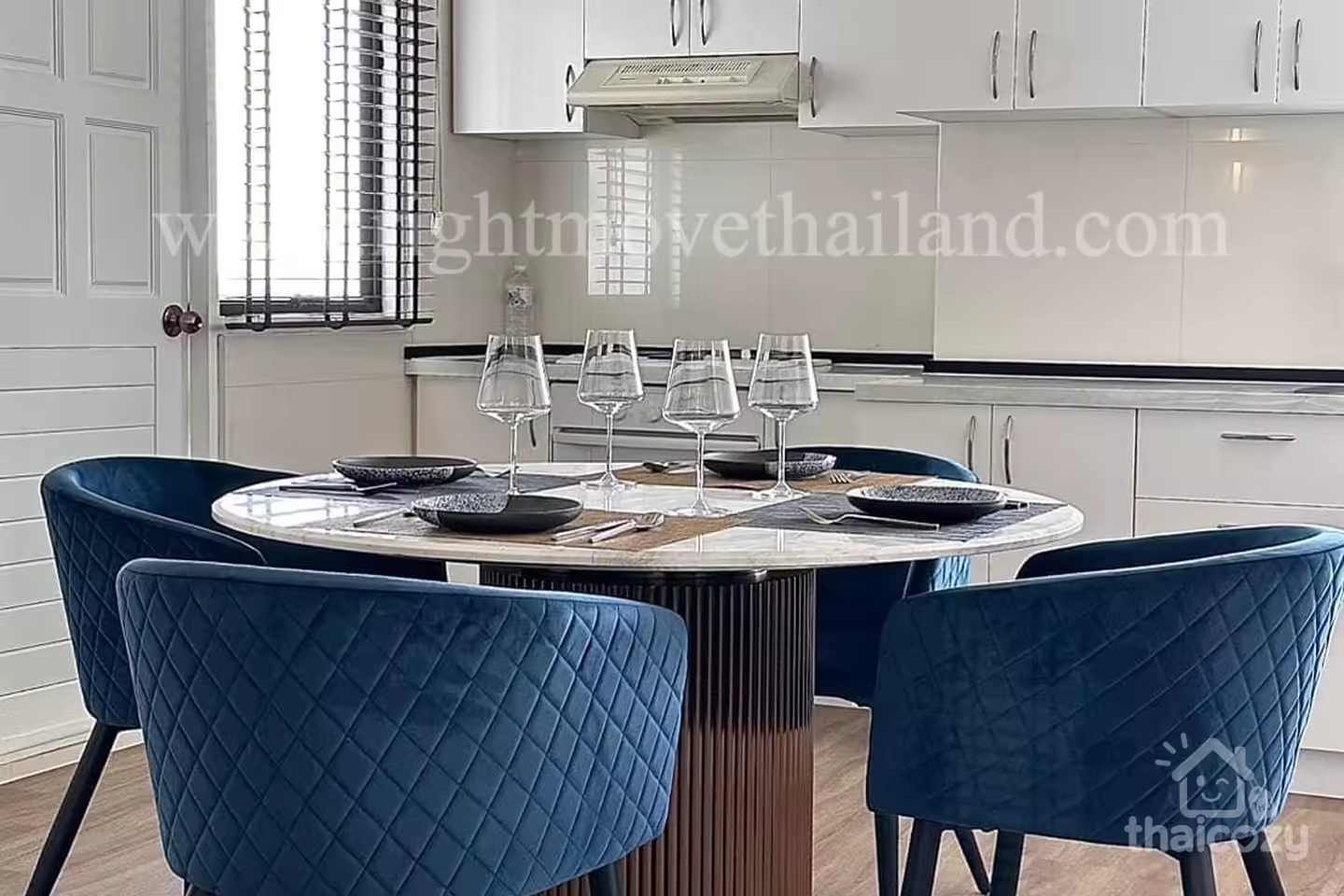Life Sukhumvit 48 คอนโดทะเลสาบสีเขียว ขาย 90,000 บาท photo 1