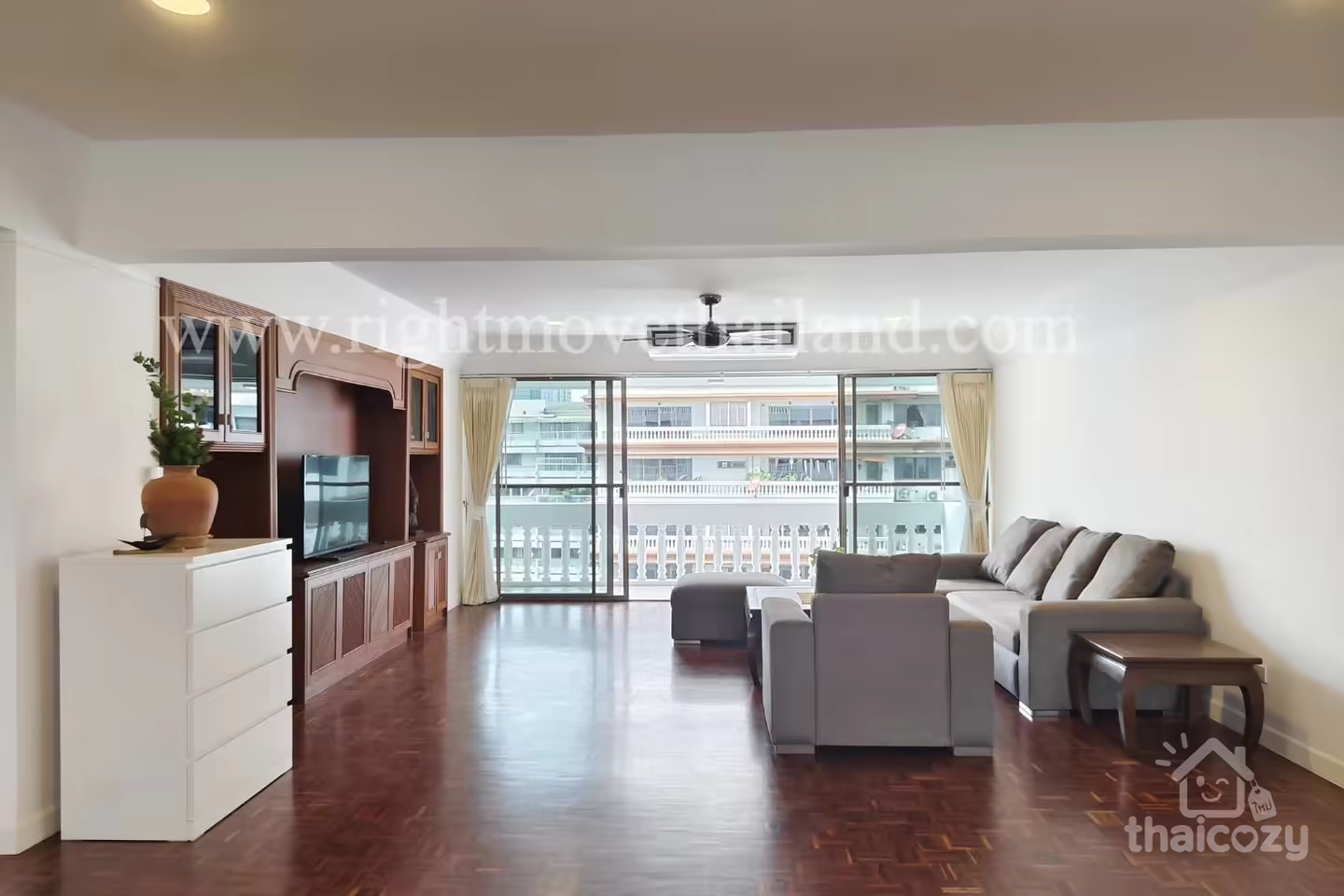 คอนโดให้เช่า อโศก 3 ห้องนอน 280 ตร.ม. photo 1