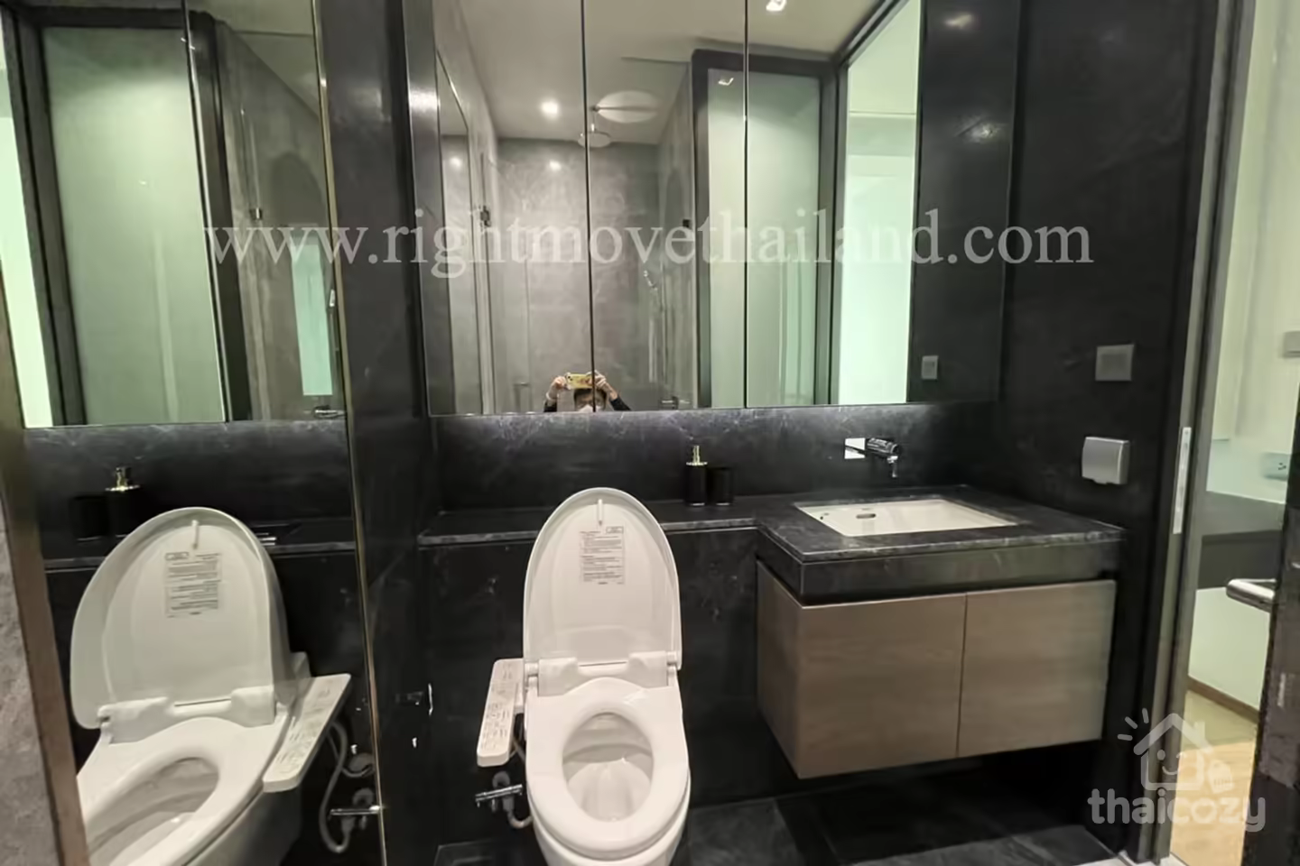 CA10291 Luxury Condo 28 Chidlom photo 2