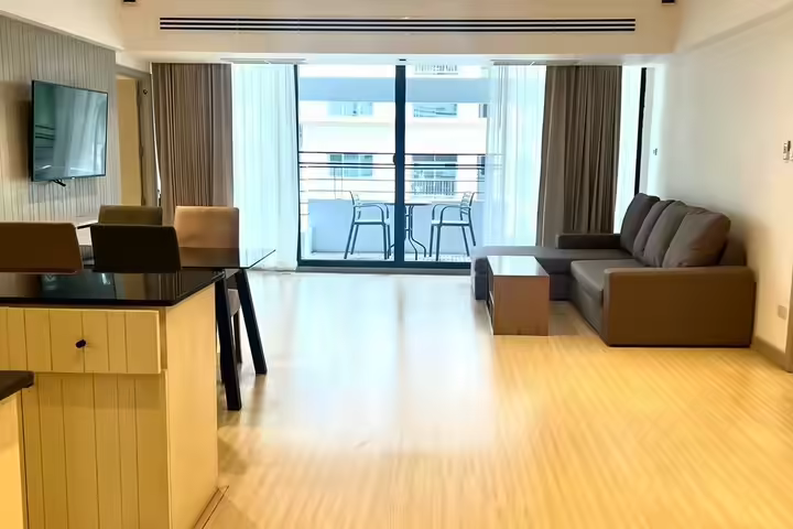 CA10400 Pet Friendly Cozy Apartment