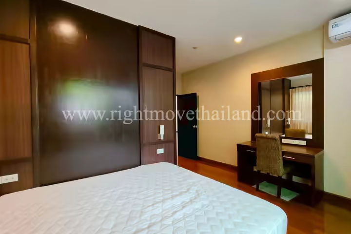 CA10551 ด duplex 3 ห้องนอน ให้เช่า พร้อมพงษ์