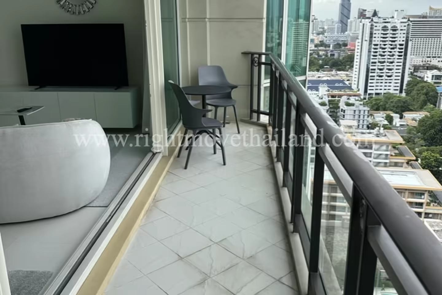 CA10697 Royce Private Residences photo 2