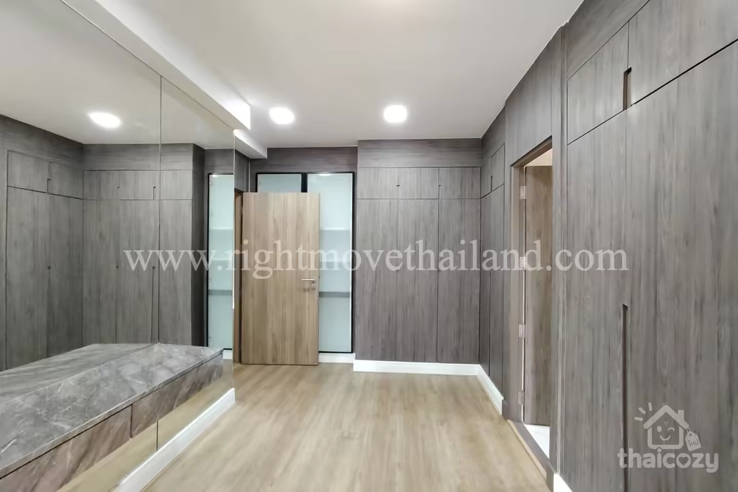 ให้เช่าอพาร์ทเมนต์ 4 ห้องนอน สุขุมวิท-อโศก photo 2