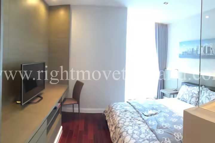 CA2383 Athenee Residence