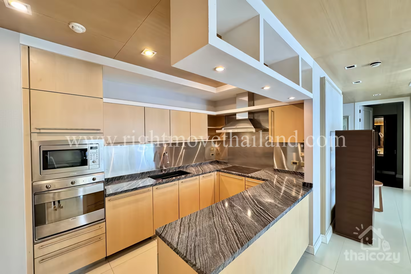 CA2383 Athenee Residence photo 2