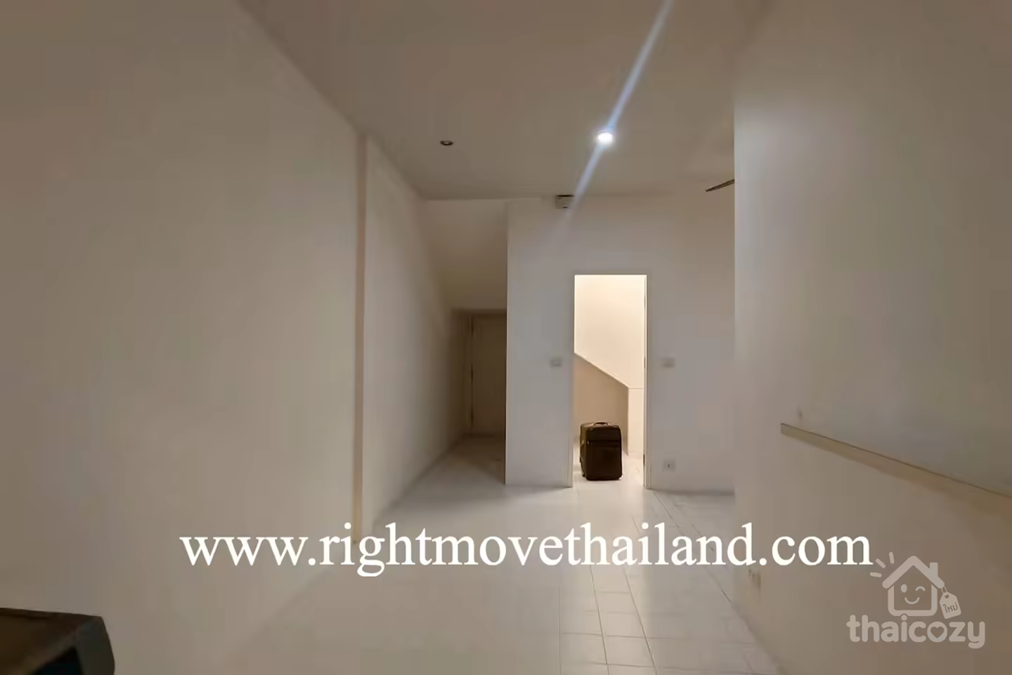 ให้เช่า Baan Ananda Duplex 3 ห้องนอน 300 ตร.ม. photo 2