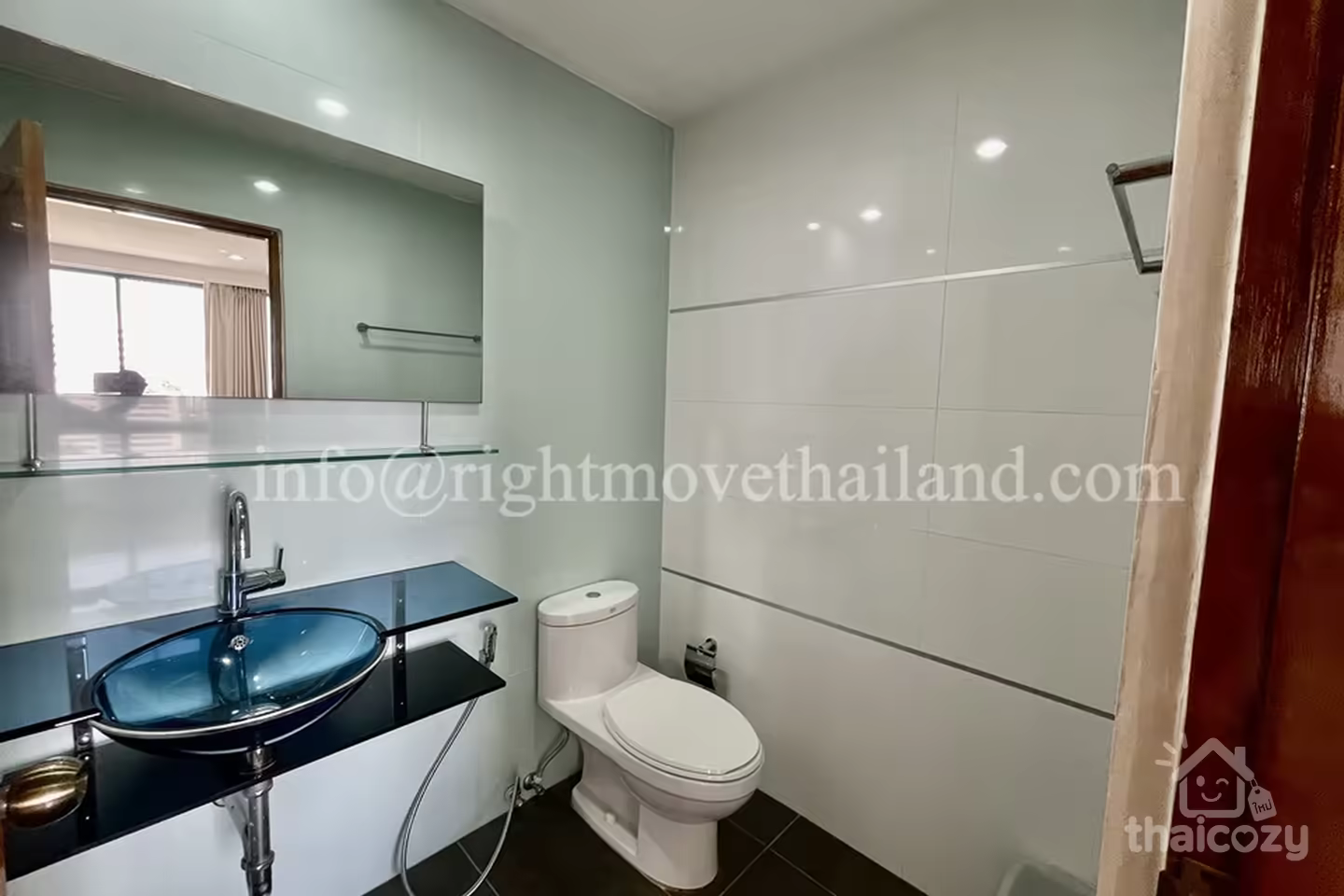 คอนโด Life Pinklao 3 ห้องนอน 248 ตร.ม. ขาย 110,000 บาท photo 2