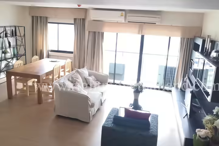 CA3788 ให้เช่า Renova Residence
