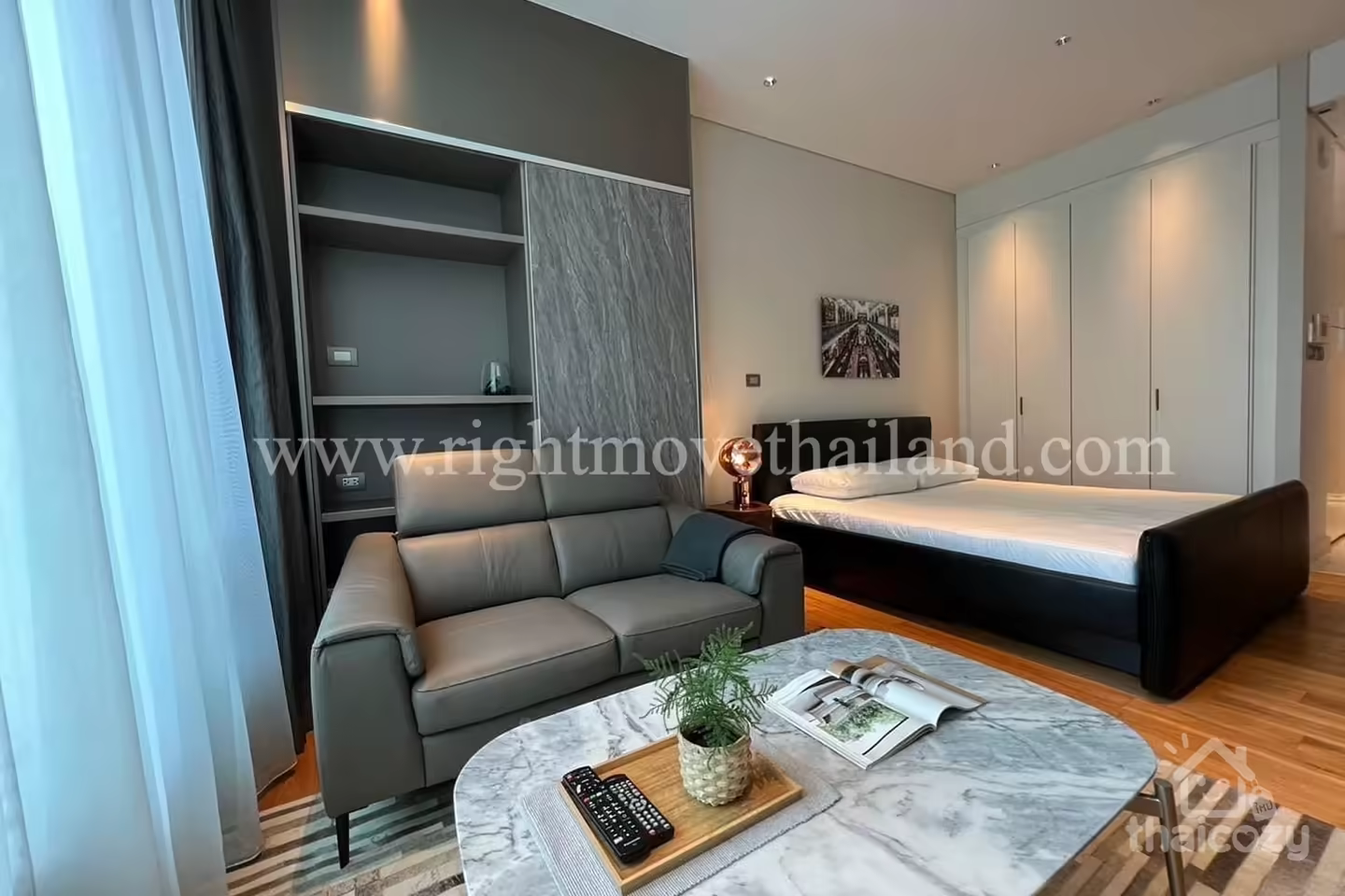 CA4985 Sindhorn Residence photo 1
