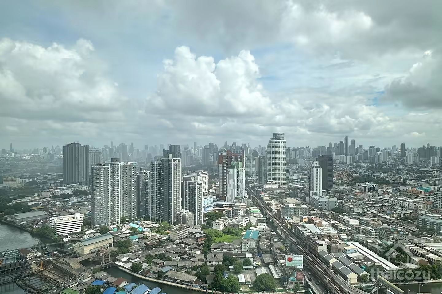 คอนโด รามาดา พลาซ่า สุขุมวิท 48 ชั้นสูง photo 2