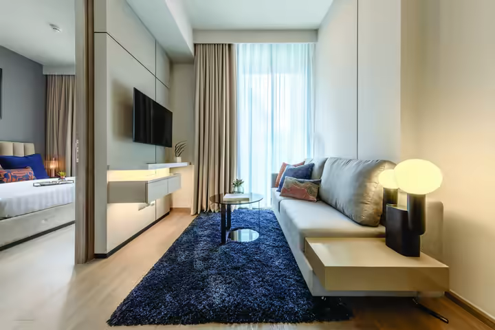 Celes Asoke 24F City View 42 m2