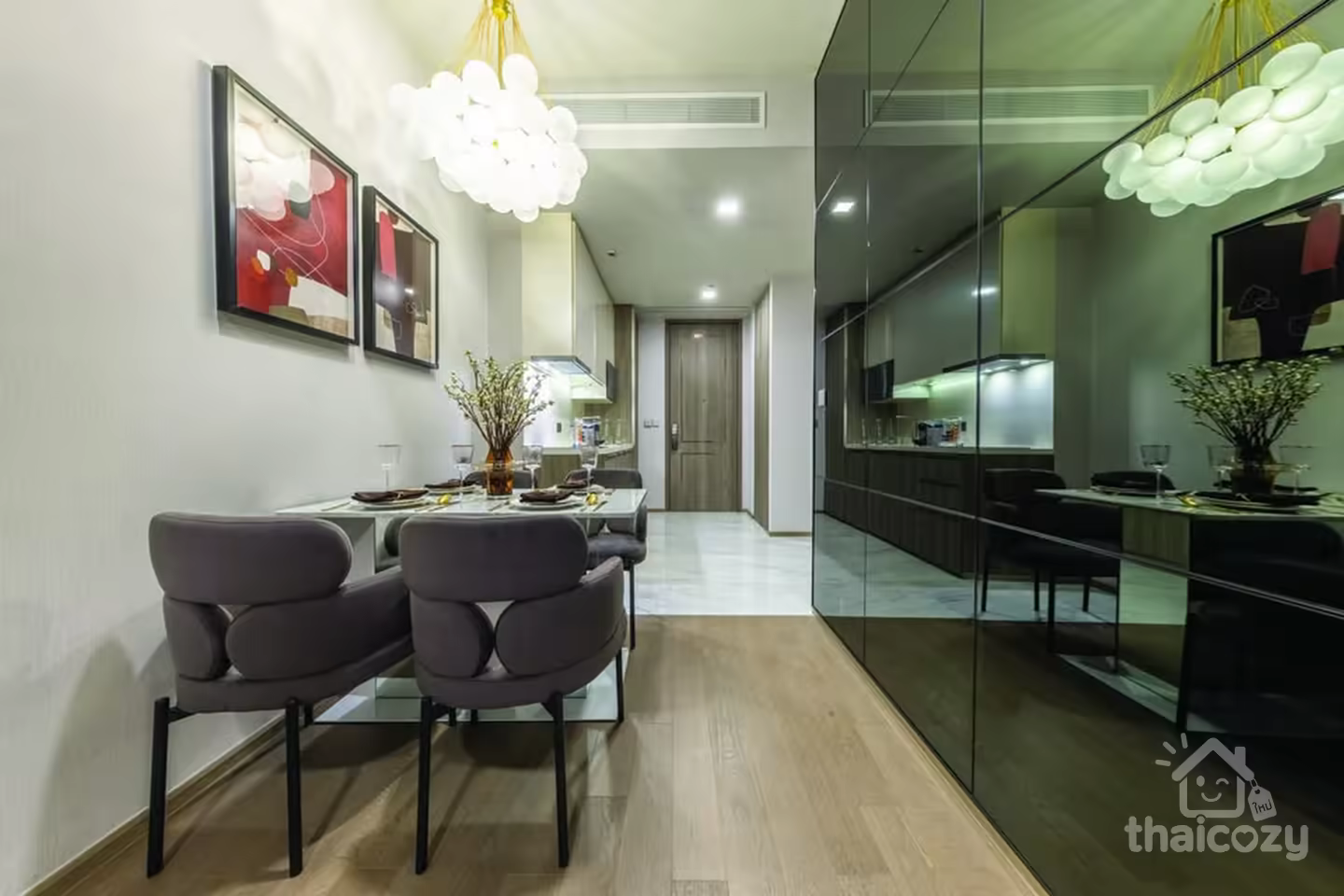 Celes Asoke – 1BR, 24th Floor photo 2