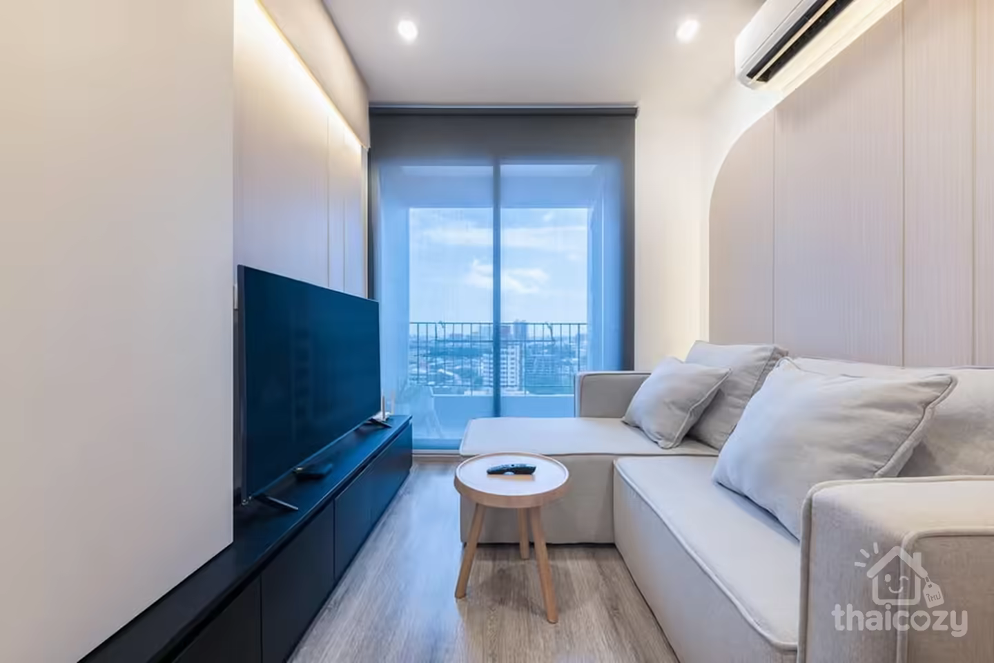 2BR Condo for Rent at Ideo Mobi Sukhumvit 66 photo 2