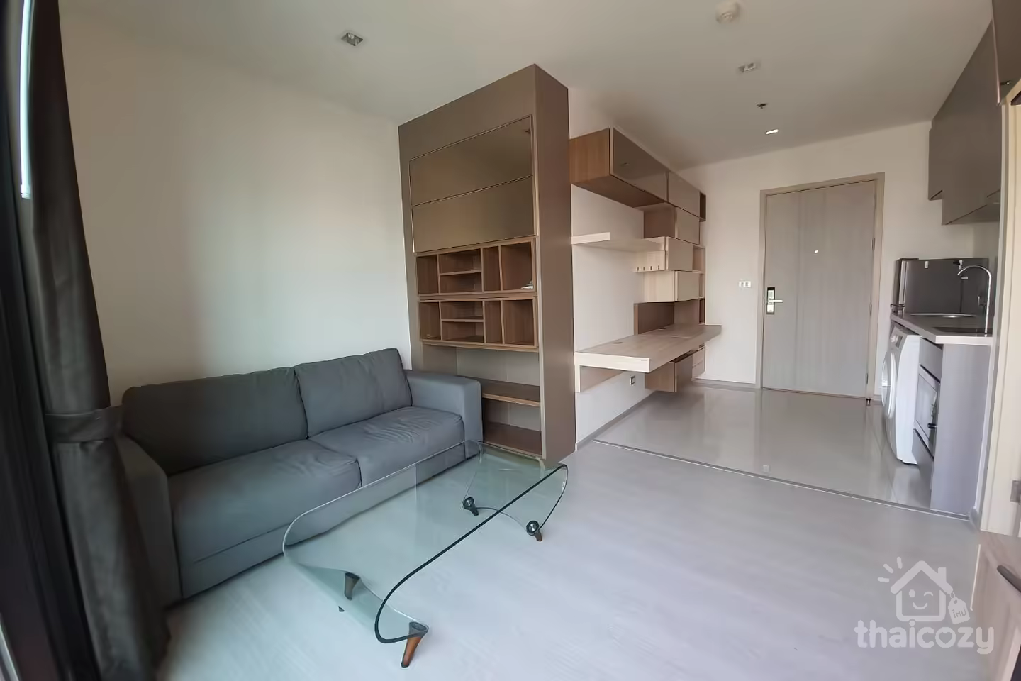 Condo near BTS Thonglo, center of bkk photo 2