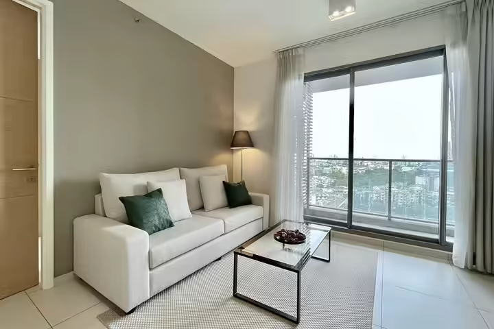 Condo 200m to BTS good neighborhood