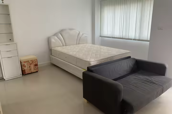 Condo near BTS National Stadium, MBK