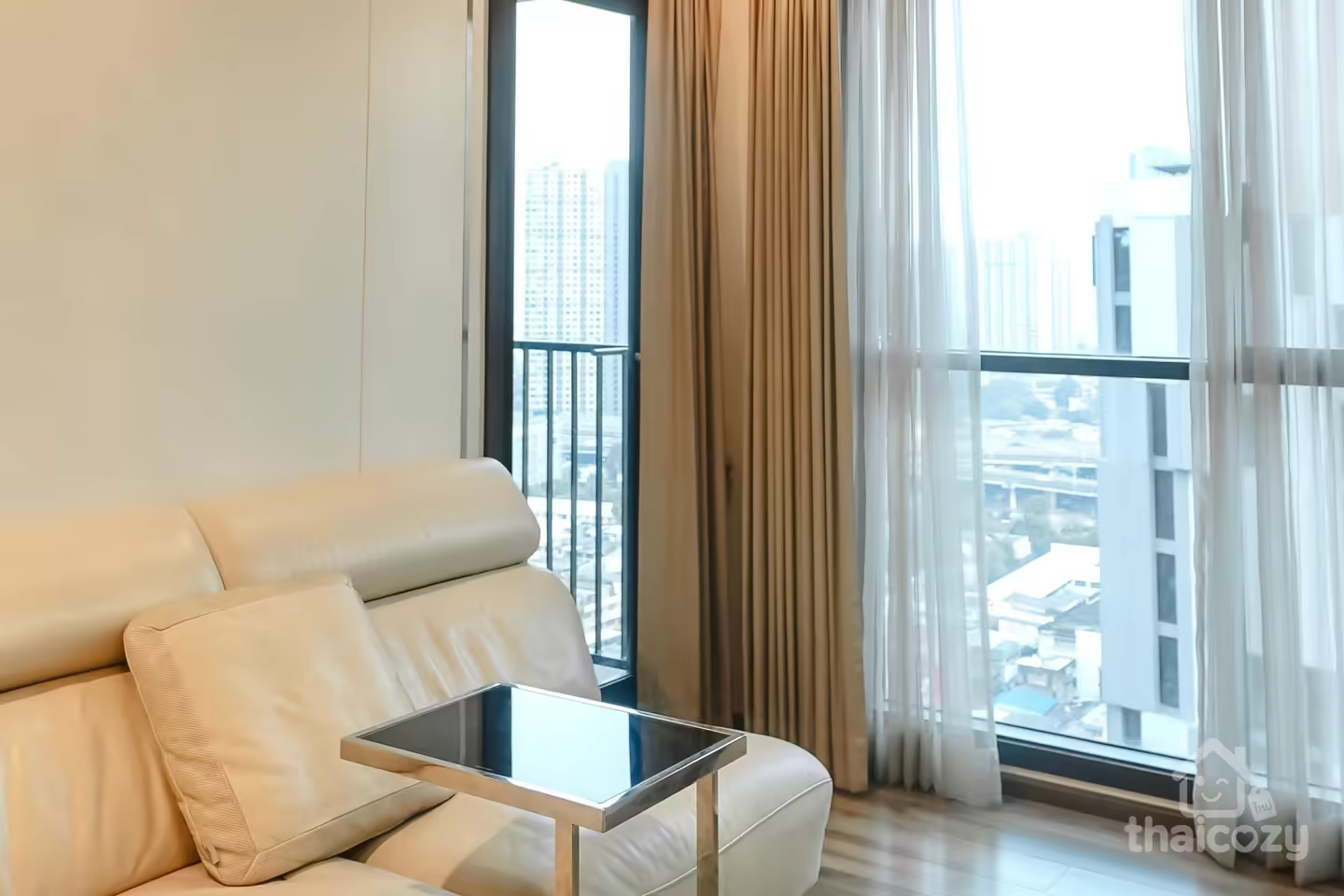 Condo near BTS PhraKhanong full function photo 2