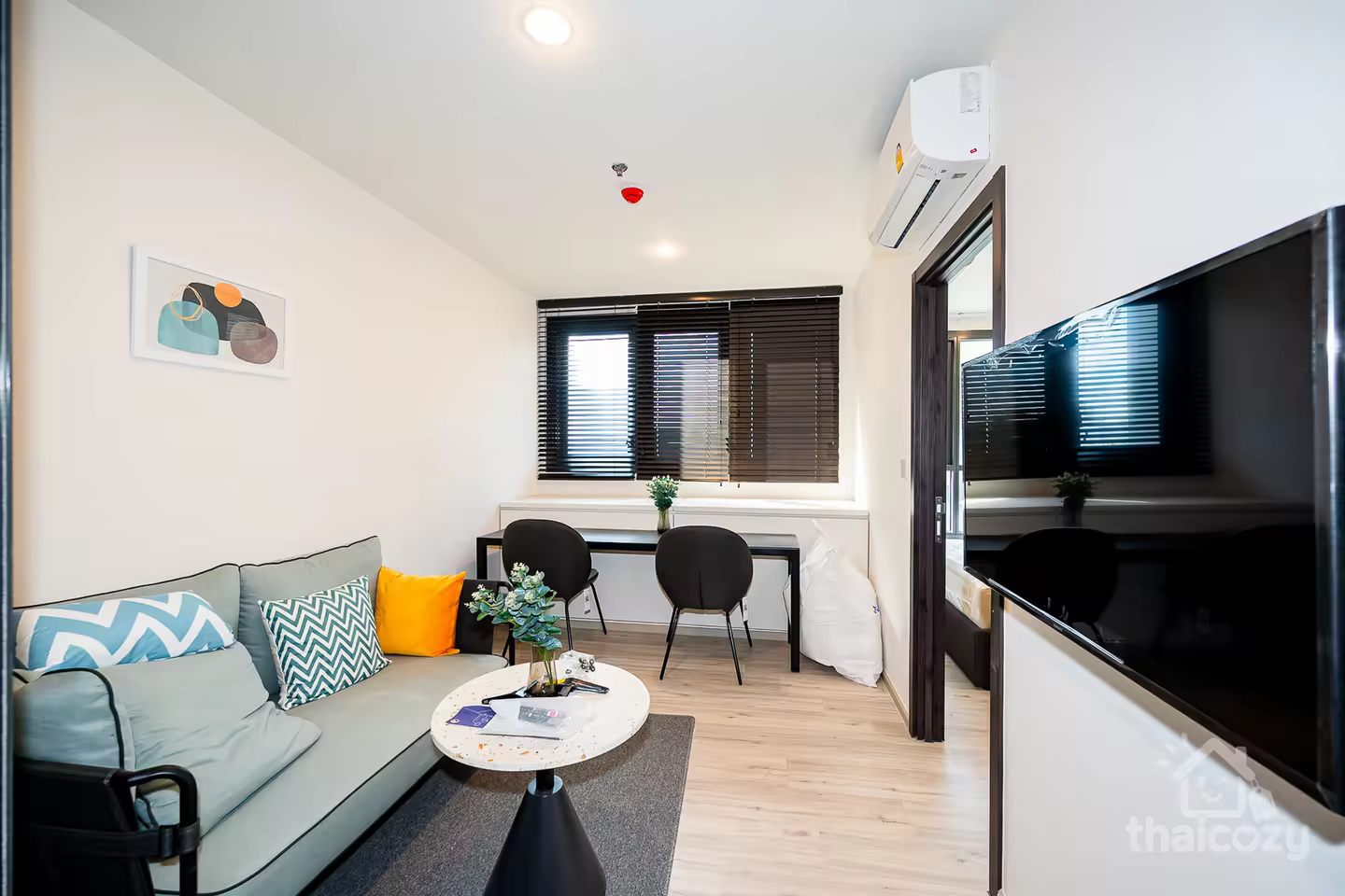 XT Huai Khwang Condo Near MRT photo 1
